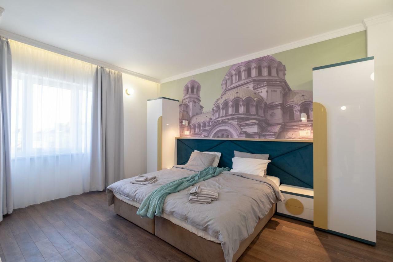 Vitosha Blvd 3-Bedroom, 2-Bathroom Lux Suite Sofia Buitenkant foto