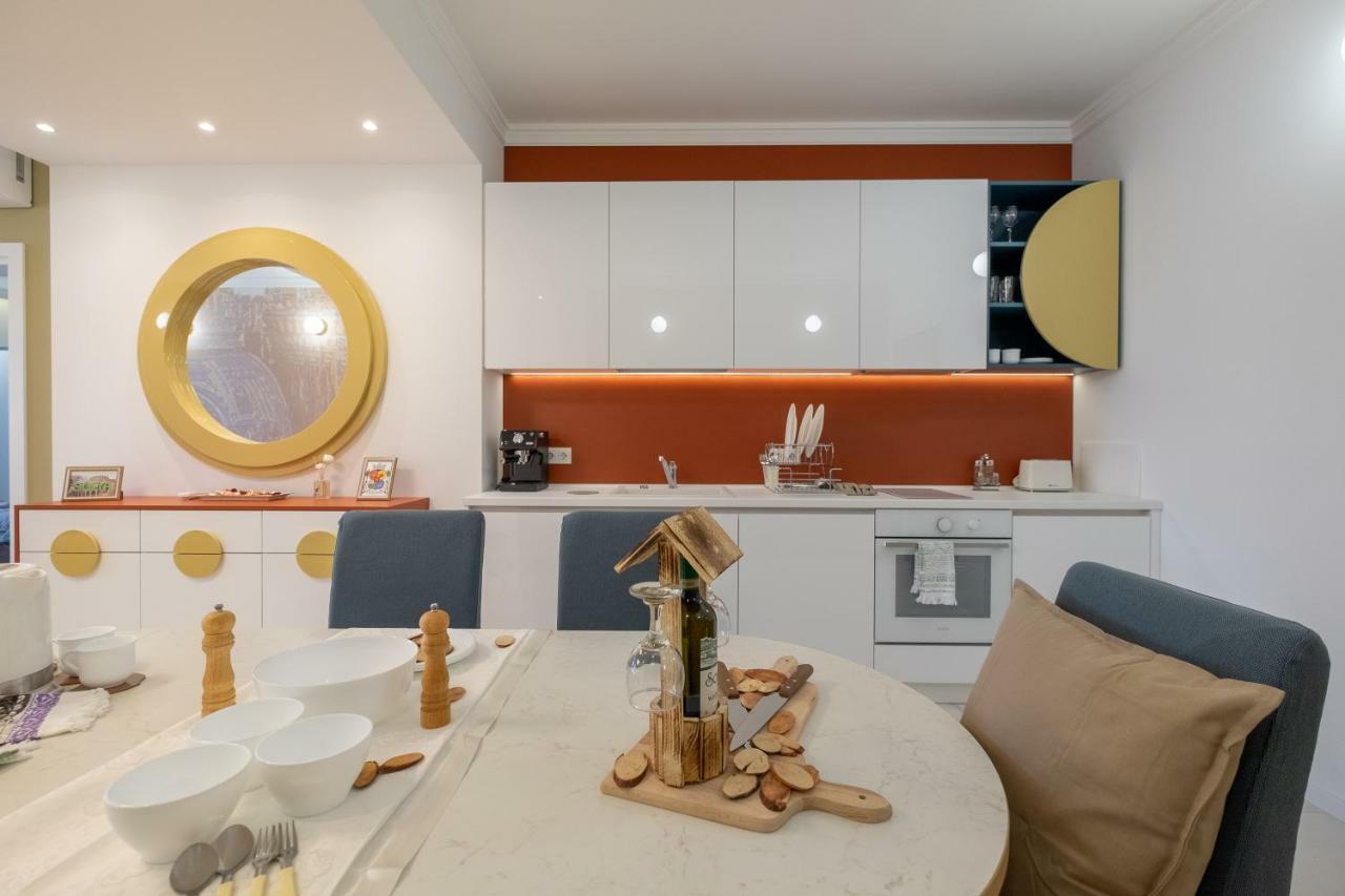Vitosha Blvd 3-Bedroom, 2-Bathroom Lux Suite Sofia Buitenkant foto
